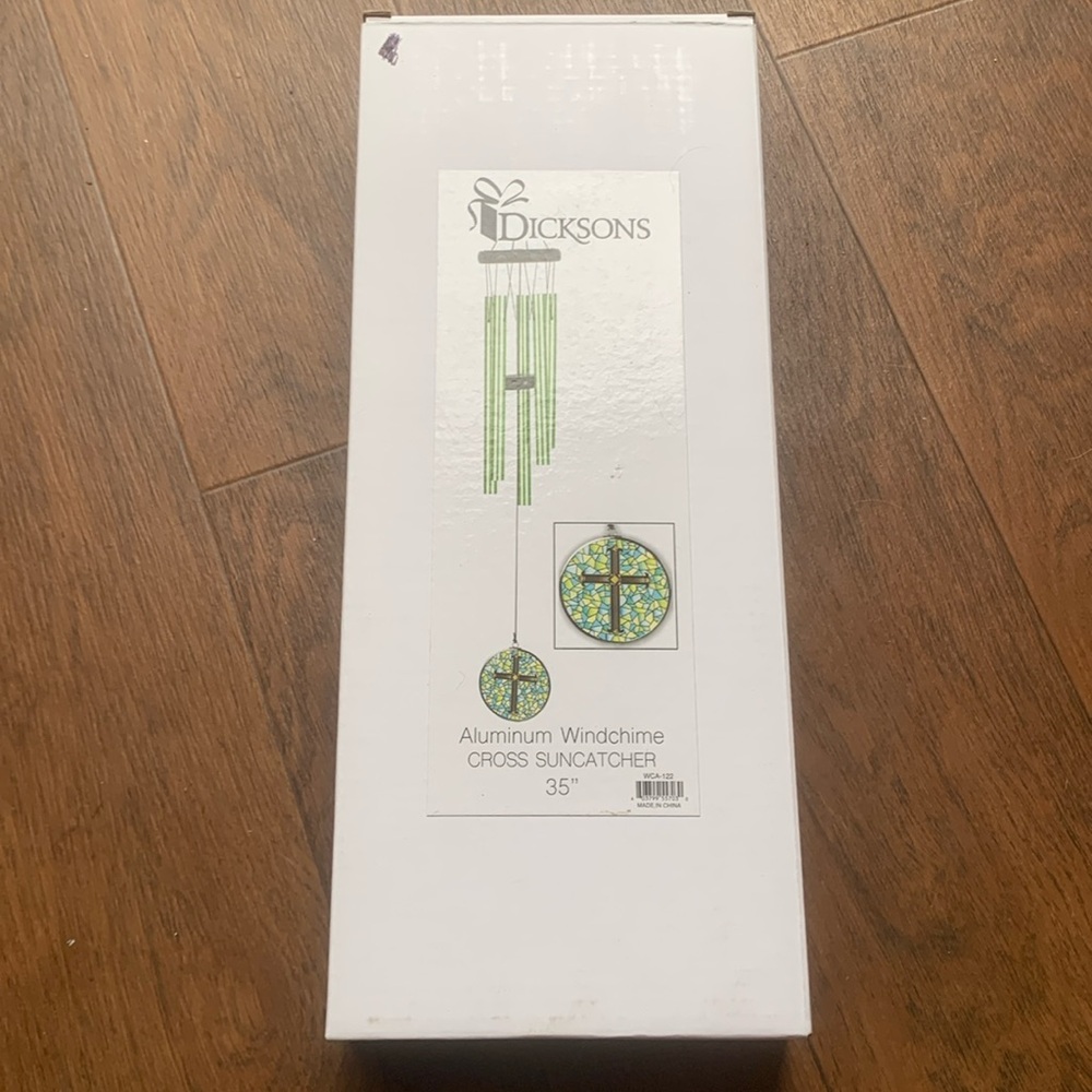 Dickson cross wind chimes